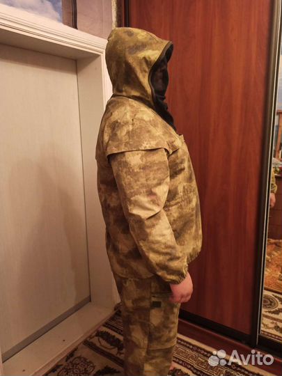 Камуфляжный костюм