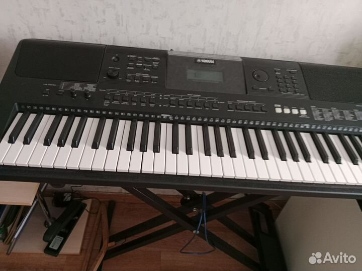 Синтезатор Yamaha psr-e453