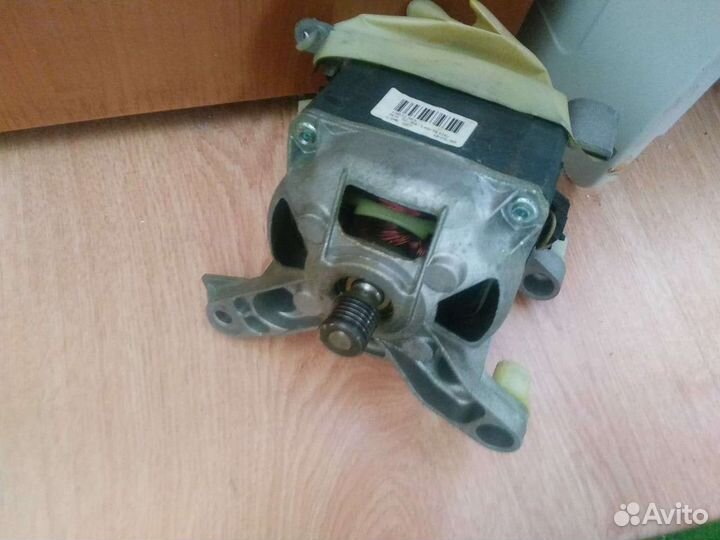 Двигаткль стиральной машины б, у