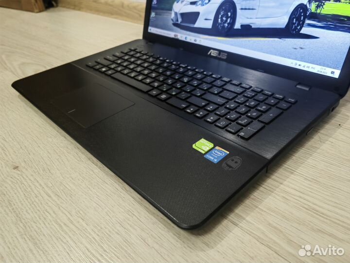 Asus i5 /17.3 / SSD / 920m-2гб