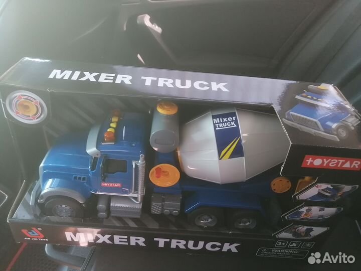 Игрушка миксер бетоновоз