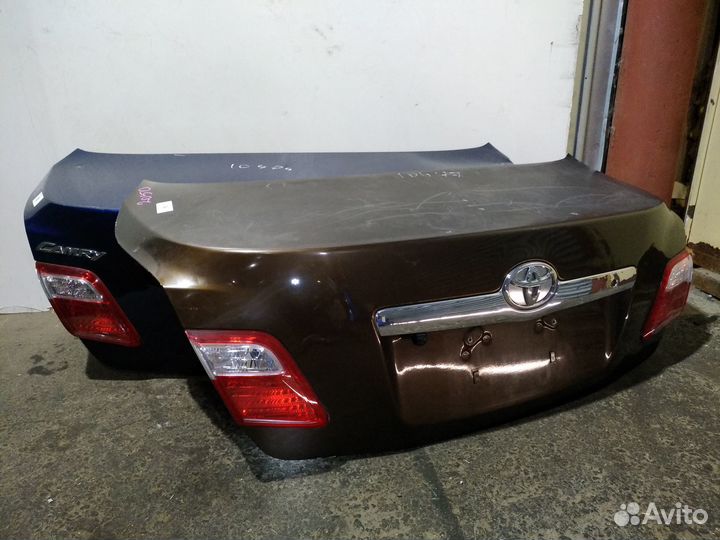 Крышка багажника Toyota Camry 40