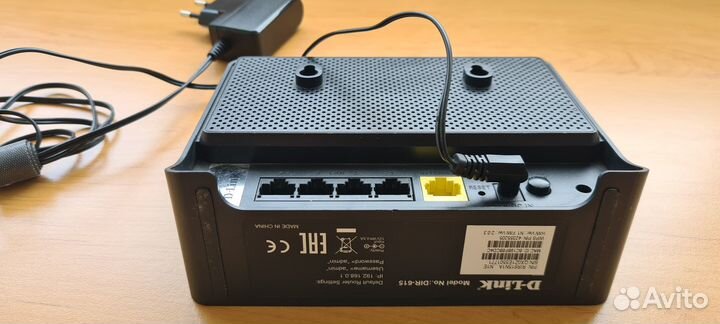 Wi-Fi роутер (маршрутизатор) D-Link DIR-615