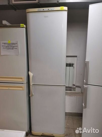 Высокий 2 метра Холодильник Бирюса