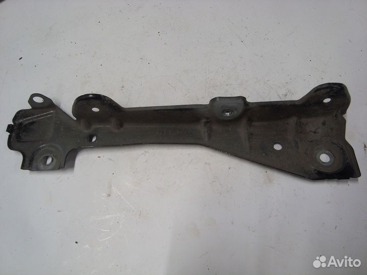 Кронштейн переднего левого крыла W164 M642 A164880