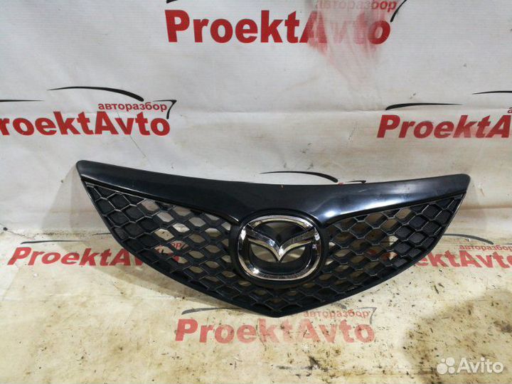 Решетка радиатора Mazda 3 BK 2007