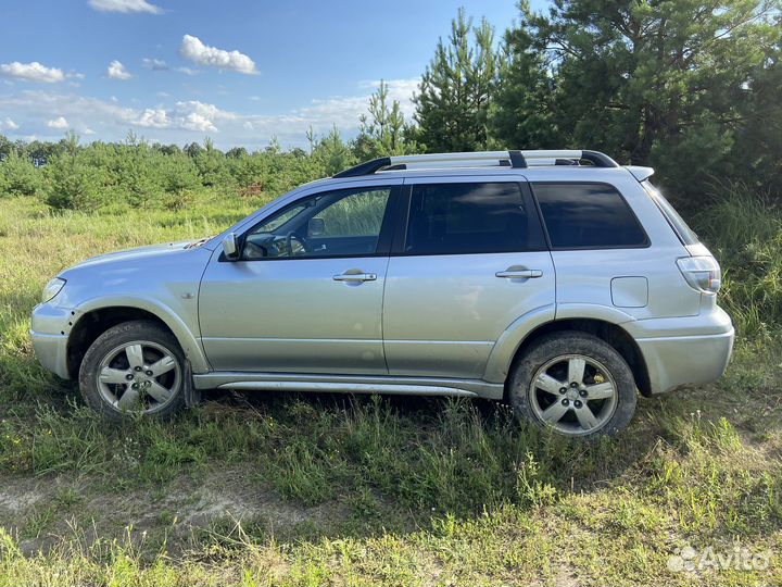 Mitsubishi Outlander 2.4 AT, 2006, 280 000 км