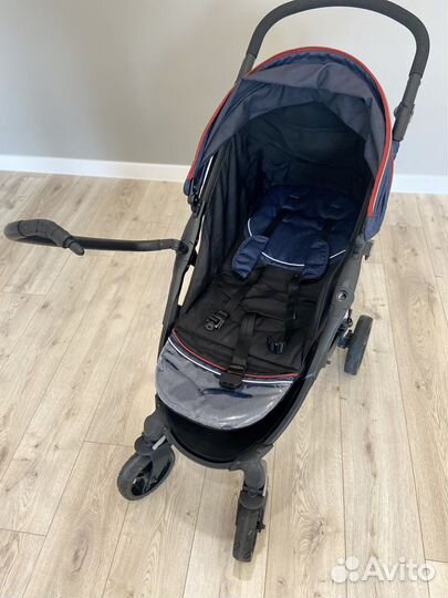 Коляска прогулочная