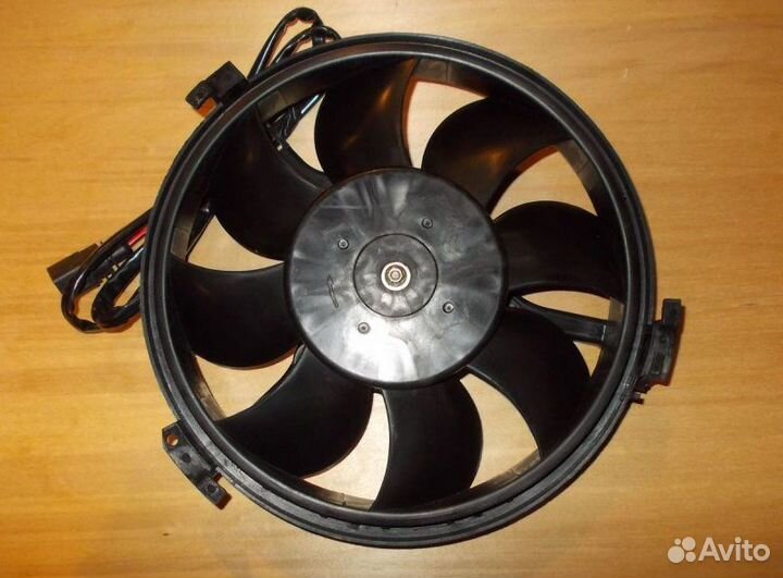 Вентилятор охлаждения Volkswagen Passat B5