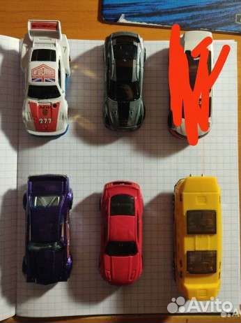 Hot wheels машинки