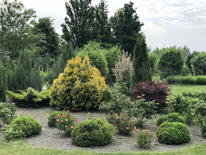 Дом 1013 м² на участке 2 га