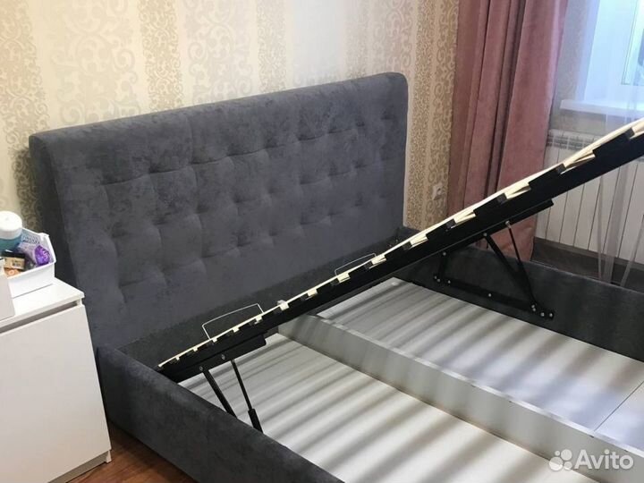 Перетяжка мягкой мебели