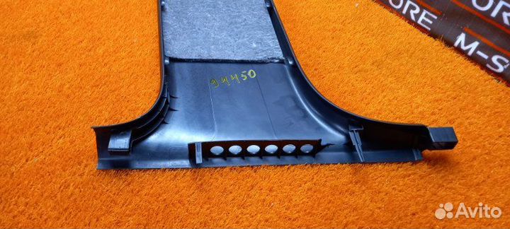 Обшивка стойки правая Audi A4 B7/8E ALT 2007