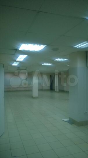 Торговое помещение, 238 м²