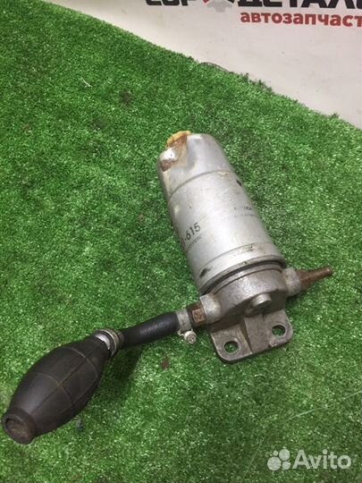 Фильтр топливный Audi A6 универсал 2.5 AKN 2000