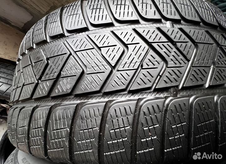 Pirelli Scorpion Winter 265/45 R21