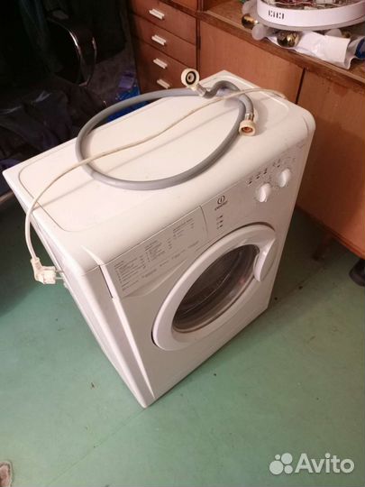 Продам стиральную машину бу рабочую
