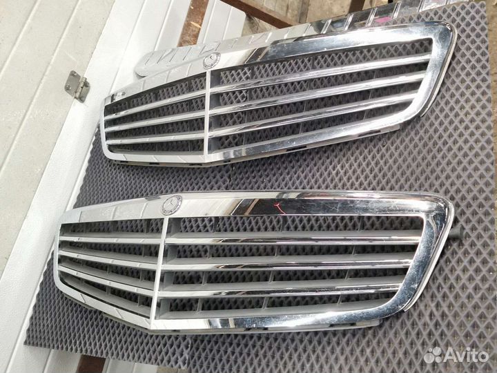 Решётка радиатора Mercedes-Benz C 204