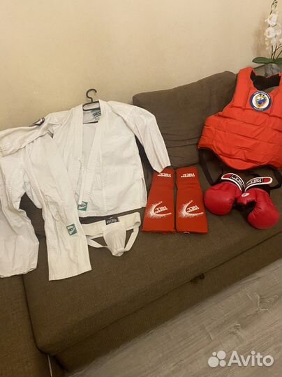 Жилет, перчатки, экипировка, кимоно