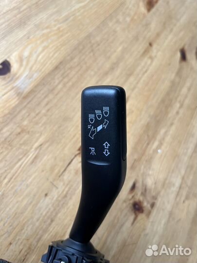 Шлейф со стрекозой VW Golf 6