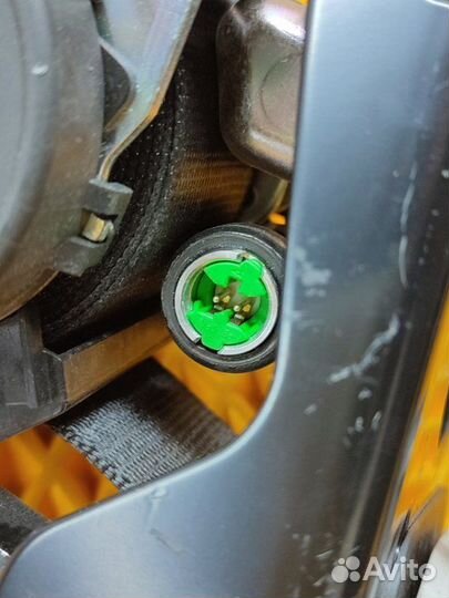 Ремень безопасности задний левый Mercedes Cls W219