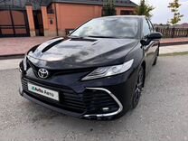 Toyota Camry 2.5 AT, 2021, 102 500 км, с пробегом, цена 2 650 000 руб.