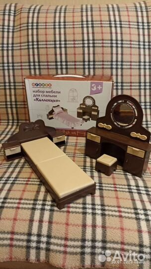 Набор кукольной мебели для спальни 