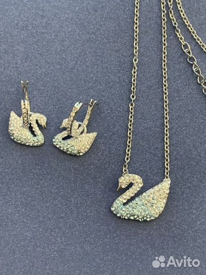 Swarovski Swan голубой