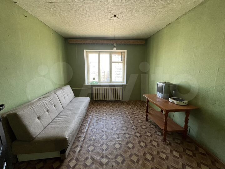 Комната 13 м² в 4-к., 5/5 эт.