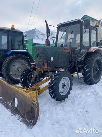Чистка снега Мтз-82 со щеткой и другие услуги