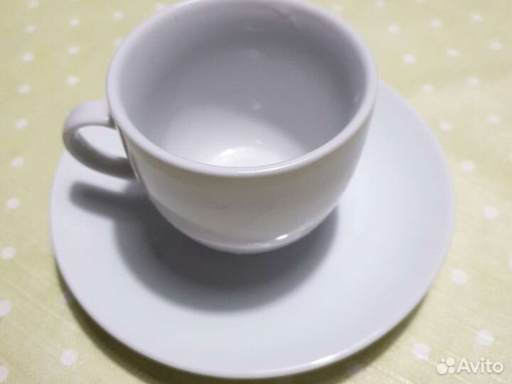 Набор чашки с блюдцами на подставке