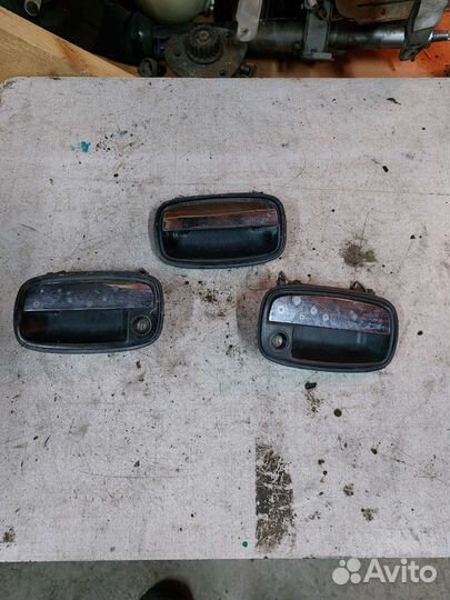 Ручка двери передняя правая kia sportage 1