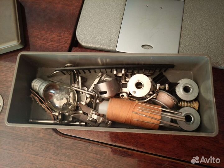 Электрическая Швейная машина Чайка 3