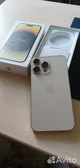 Телефон iPhone хр в корпусе 14 про бу