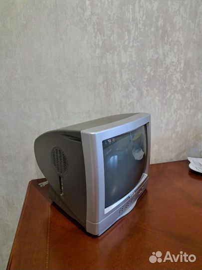 Телевизор TCL