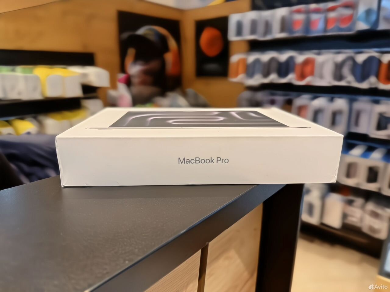 MacBook Pro 14, M5, 16/512