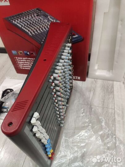 Микшерный пульт allen heath zed 12fx