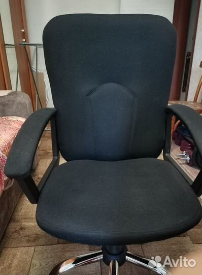 Компьютерное кресло