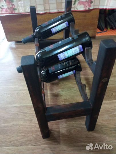 Полка под бутылки вина