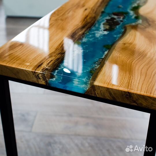 Стол из слэба дальневосточного вяза