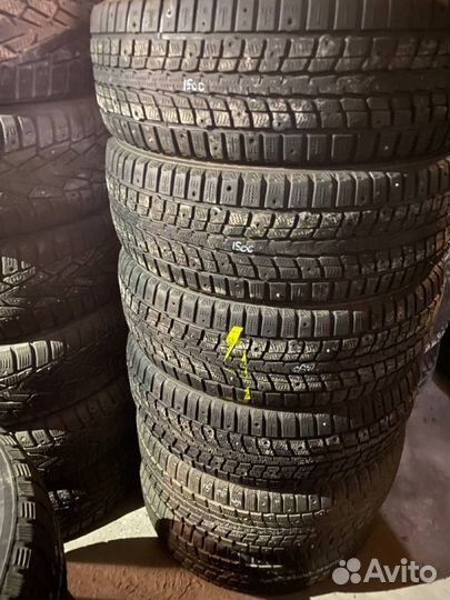 Dunlop SP Winter Ice 01 205/60 R16 92T