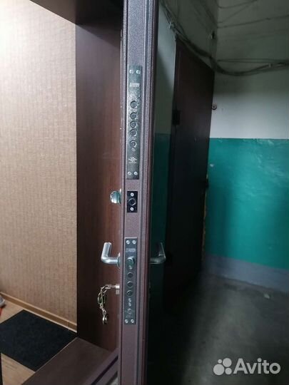 Дверь входная металлическая