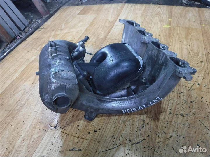 Коллектор впускной Peugeot 607 2000-2010