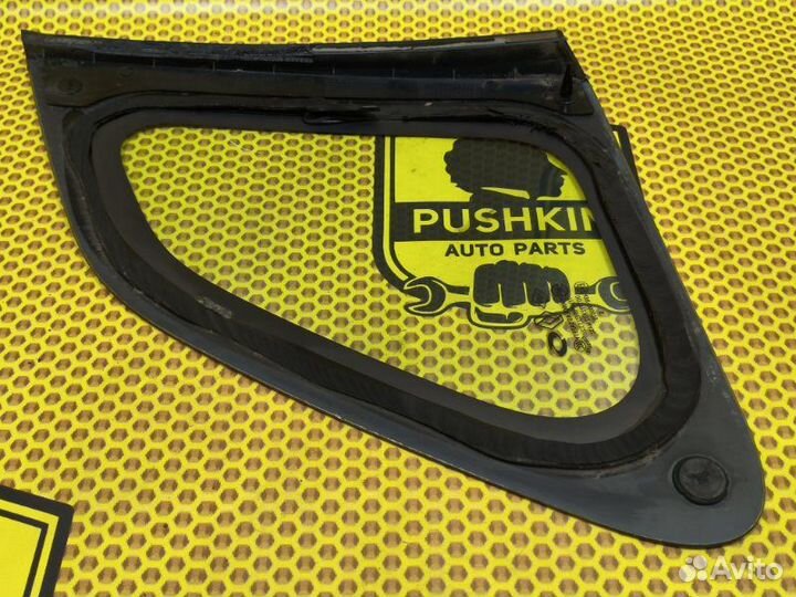 Стекло кузовное заднее левое Renault Koleos HY0