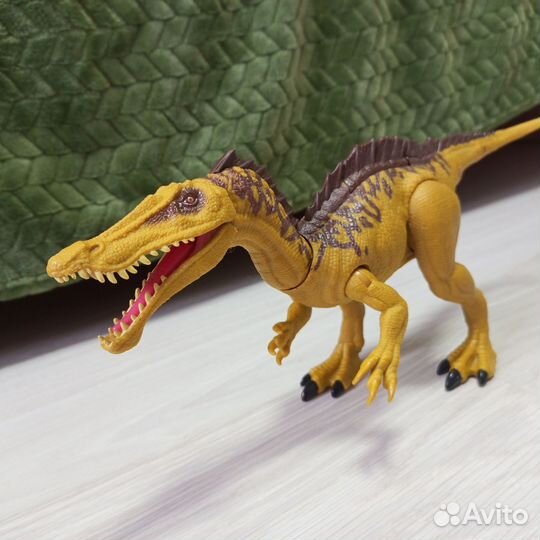 Динозавр Зухомимус