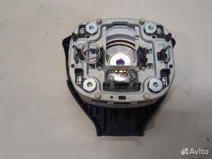 Подушка безопасности водителя Volkswagen Tiguan, 2