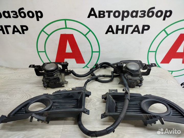 Фара противотуманная передняя Mitsubishi Lancer 9