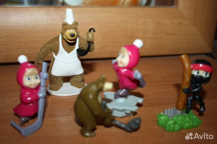 Игрушки из киндер сюрпризов