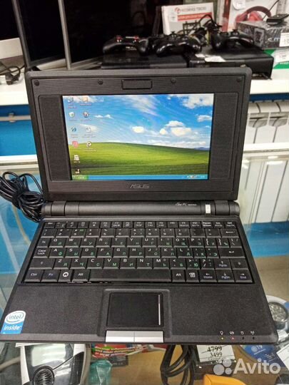 Нетбук Asus 700