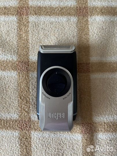 Электробритва для путешествий Braun M-90